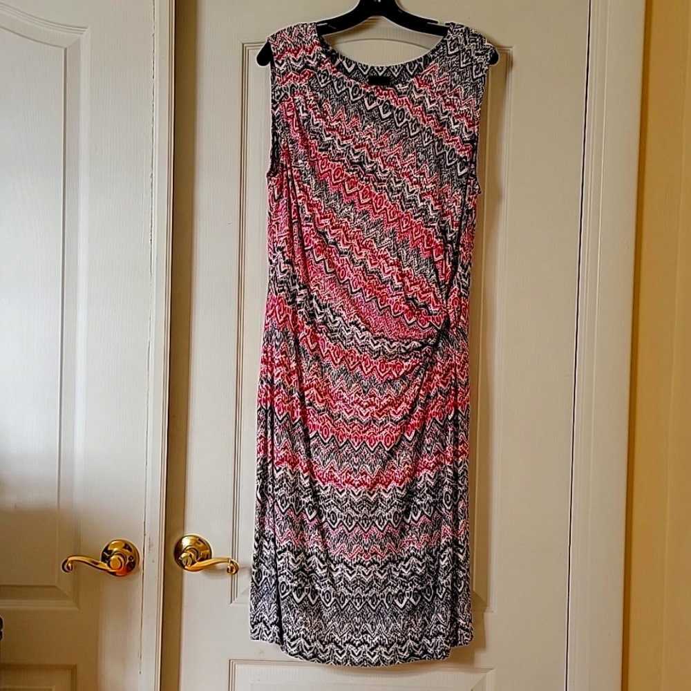 Nic&Zoe Light material lined twist midi dress